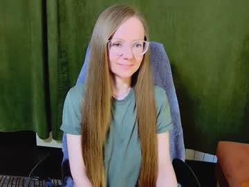 See 1goldilocks online Now @ fap.tw