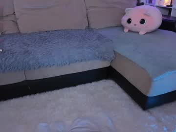 See _chloesweeet_ online Now @ fap.tw