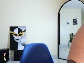 See _elenalove_ online Now @ fap.tw