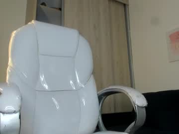 See Adaam_collins_ online Now @ fap.tw