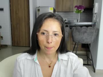 See Alana_gasparani online Now @ fap.tw