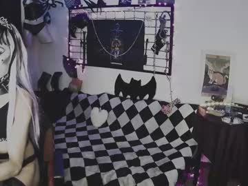 See Alchemymistic online Now @ fap.tw