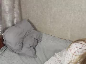 See Alex626506 online Now @ fap.tw