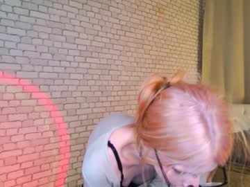 See Alicedews online Now @ fap.tw