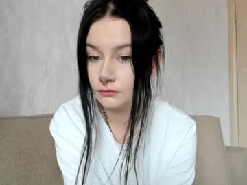 See Alinegreeeen online Now @ fap.tw