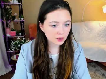 See Alluringeyess online Now @ fap.tw