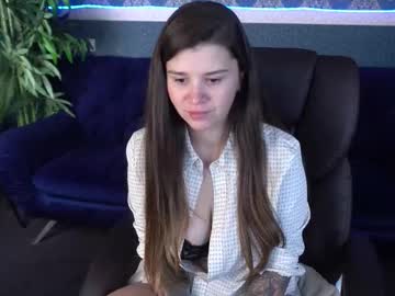 See Amellymillyy online Now @ fap.tw