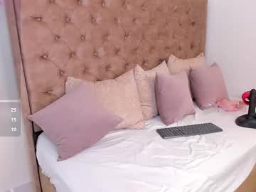 See Ammber_collins_ online Now @ fap.tw