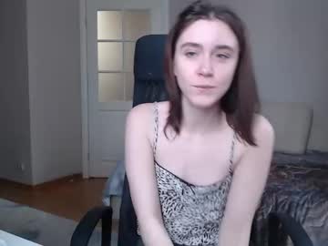 See Amoremeoww online Now @ fap.tw