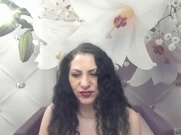 See Anayssa online Now @ fap.tw