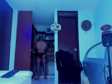 See Andrewjohnson0 online Now @ fap.tw