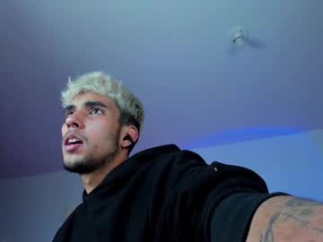 See Andy_coxs2 online Now @ fap.tw