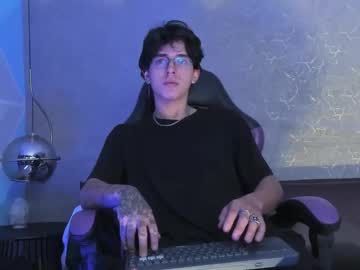 See Angel_scott2 online Now @ fap.tw