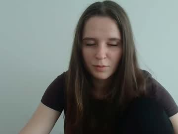 See Annbelll online Now @ fap.tw