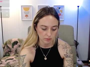 See Anttoniia online Now @ fap.tw