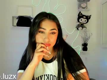 See Anyeluz_z online Now @ fap.tw