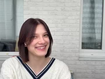 See Ardisparty online Now @ fap.tw