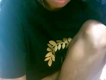 See Ariah13 online Now @ fap.tw