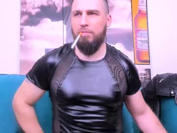 See Armandosteel online Now @ fap.tw
