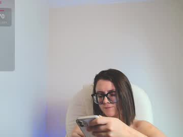 See Arya_starkw online Now @ fap.tw