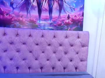 See Auroradiaz_ online Now @ fap.tw