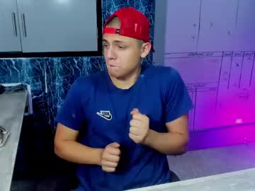 See Axel_latincully online Now @ fap.tw