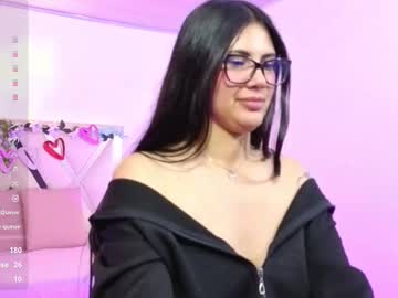 See Babyvenu_tay online Now @ fap.tw