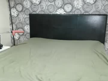 See Becky_cee online Now @ fap.tw