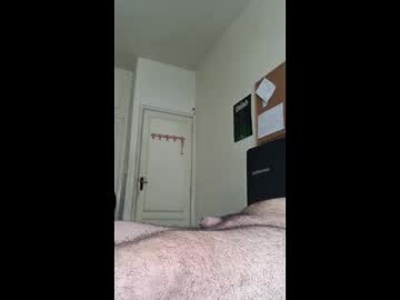 See Bigbearhector online Now @ fap.tw