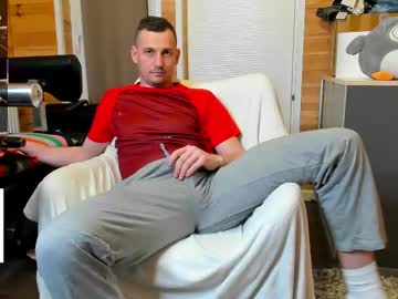 See Bigsshark online Now @ fap.tw