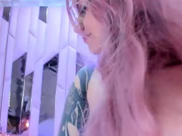 See Biizzy_noar online Now @ fap.tw