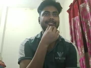 See Birbikrom104 online Now @ fap.tw