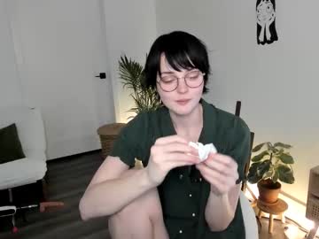 See Blackberryfizz online Now @ fap.tw