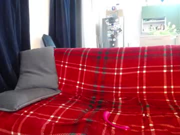 See Blond_woman online Now @ fap.tw