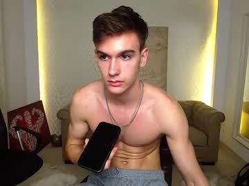See Bradyflint online Now @ fap.tw