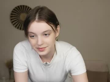 See Cant_fool_heart online Now @ fap.tw