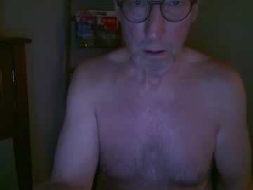 See Caressluving online Now @ fap.tw