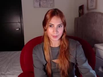 See Carolayn12 online Now @ fap.tw