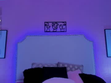 See Charlotte_kisss online Now @ fap.tw