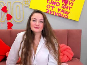 See Charlottecurvyy online Now @ fap.tw