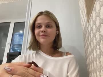 See Constancecovil online Now @ fap.tw