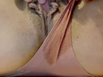 See Coosmo_lust online Now @ fap.tw