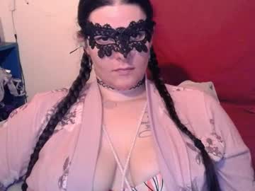See Curvygamerceline online Now @ fap.tw