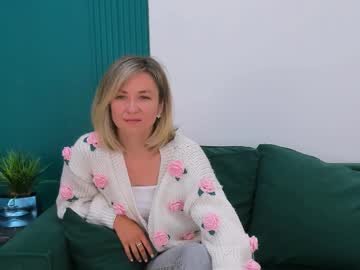 See Cutemirage online Now @ fap.tw