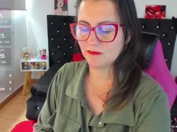 See D_martii online Now @ fap.tw
