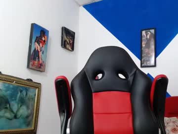 See Damian64436171 online Now @ fap.tw