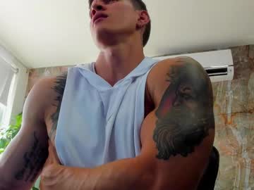 See Dantecummingss online Now @ fap.tw