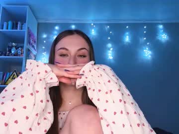 See Davidagraver online Now @ fap.tw