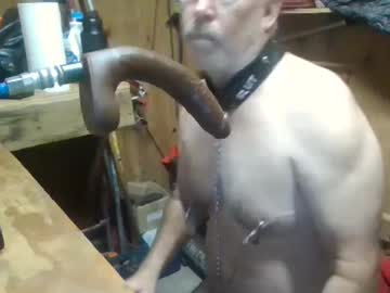 See Deepthroat227 online Now @ fap.tw