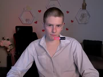 See Den_rich online Now @ fap.tw